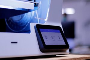BCN3D_Sigma_D25_3D_printer_multilingual_5_inches_touchscreen_UX_user_friendly_web-e1611309437853